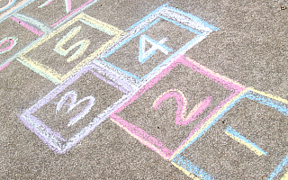 Dawne gry i zabawy Dawne gry i zabawy